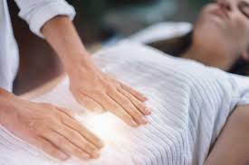 Trattamento Reiki su altra persona